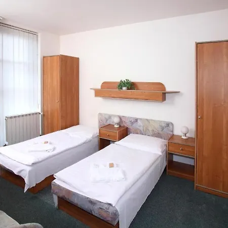 Rottal 3* Otrokovice